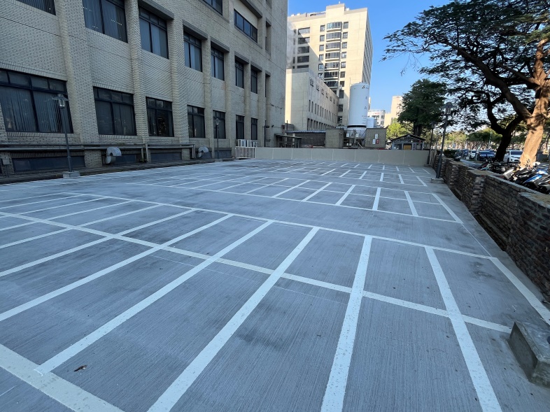新設置復健二區停車場環境圖2